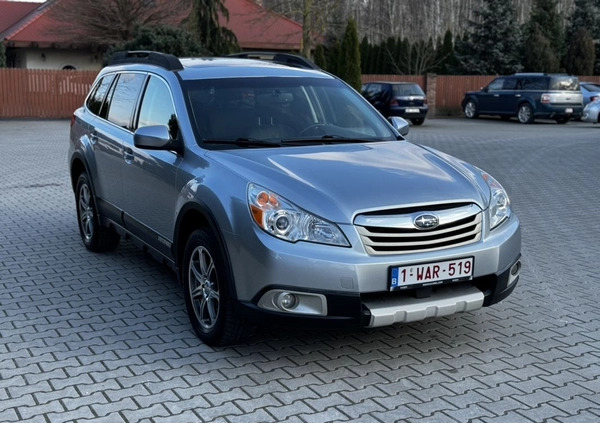 Subaru Outback cena 45000 przebieg: 243000, rok produkcji 2012 z Głogówek małe 466